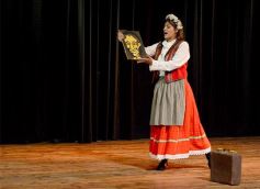 Foto de la galería: La Murga de la Estación se llevó el premio Consagración de los Arandú