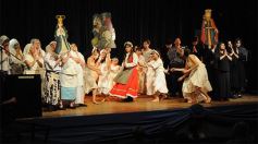 Foto de la galería: La Murga de la Estación se llevó el premio Consagración de los Arandú