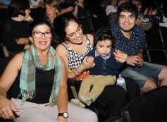 Foto de la galería: La Murga de la Estación se llevó el premio Consagración de los Arandú