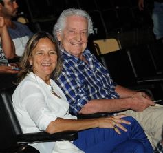 Foto de la galería: La Murga de la Estación se llevó el premio Consagración de los Arandú