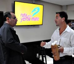 Foto de la galería: Acuerdo comercial y estratégico entre Crucero del Norte y Mate Rojo