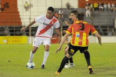 Foto de la galería: Guaraní rescató un empate ante Sarmiento