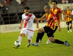 Foto de la galería: Guaraní rescató un empate ante Sarmiento
