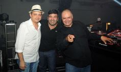 Foto de la galería: La última Noche Retro del Año: un éxito en La Aventura