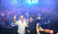 Foto de la galería: La última Noche Retro del Año: un éxito en La Aventura