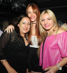 Foto de la galería: La última Noche Retro del Año: un éxito en La Aventura