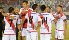 Foto de la galería: Guaraní volvió a sonreír en Villa Sarita