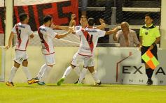 Foto de la galería: Guaraní volvió a sonreír en Villa Sarita