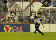 Foto de la galería: Guaraní volvió a sonreír en Villa Sarita