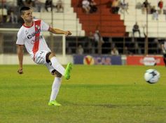 Foto de la galería: Guaraní volvió a sonreír en Villa Sarita