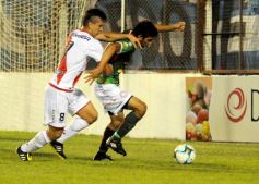 Foto de la galería: Guaraní volvió a sonreír en Villa Sarita