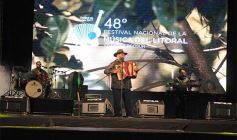 Foto de la galería: El público fue el gran protagonista de la segunda noche del Festival del Litoral