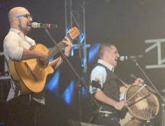 Foto de la galería: El público fue el gran protagonista de la segunda noche del Festival del Litoral