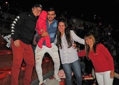 Foto de la galería: El público fue el gran protagonista de la segunda noche del Festival del Litoral