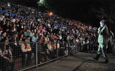 Foto de la galería: El público fue el gran protagonista de la segunda noche del Festival del Litoral