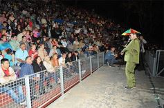 Foto de la galería: El público fue el gran protagonista de la segunda noche del Festival del Litoral