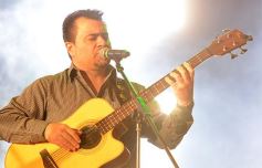 Foto de la galería: El público fue el gran protagonista de la segunda noche del Festival del Litoral