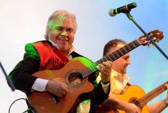 Foto de la galería: El público fue el gran protagonista de la segunda noche del Festival del Litoral