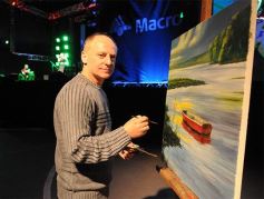 Foto de la galería: El público fue el gran protagonista de la segunda noche del Festival del Litoral