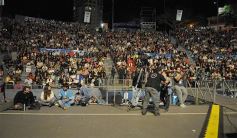 Foto de la galería: El público fue el gran protagonista de la segunda noche del Festival del Litoral