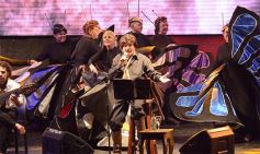 Foto de la galería: El público fue el gran protagonista de la segunda noche del Festival del Litoral