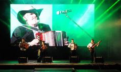 Foto de la galería: Lo que dejó el cierre de lujo del Festival del Litoral: imágenes inolvidables