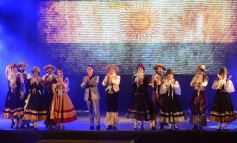 Foto de la galería: Lo que dejó el cierre de lujo del Festival del Litoral: imágenes inolvidables