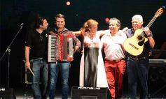 Foto de la galería: Lo que dejó el cierre de lujo del Festival del Litoral: imágenes inolvidables