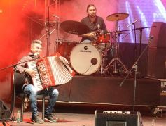 Foto de la galería: Lo que dejó el cierre de lujo del Festival del Litoral: imágenes inolvidables
