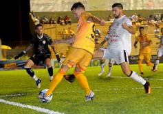 Foto de la galería: Crucero contundente: goleó en Santa Inés