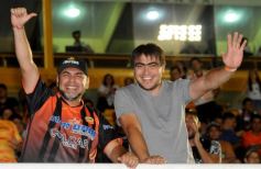 Foto de la galería: Crucero contundente: goleó en Santa Inés