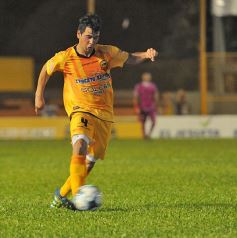 Foto de la galería: Crucero contundente: goleó en Santa Inés