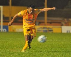 Foto de la galería: Crucero contundente: goleó en Santa Inés