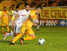 Foto de la galería: Crucero contundente: goleó en Santa Inés
