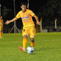Foto de la galería: Crucero contundente: goleó en Santa Inés