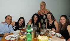 Foto de la galería: Cumple de la contadora Patricia Zavala: catarata de buena onda