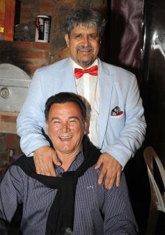 Foto de la galería: El amigo Arnaldo Santa Cruz festejó el cumple a lo grande: familia, amigos y música