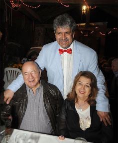 Foto de la galería: El amigo Arnaldo Santa Cruz festejó el cumple a lo grande: familia, amigos y música