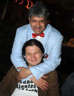 Foto de la galería: El amigo Arnaldo Santa Cruz festejó el cumple a lo grande: familia, amigos y música