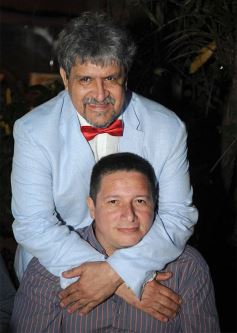 Foto de la galería: El amigo Arnaldo Santa Cruz festejó el cumple a lo grande: familia, amigos y música