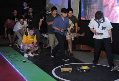 Foto de la galería: “Robotic Night 2 - Evolution”: los chicos de la Escuela de Robótica mostraron sus robots