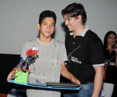 Foto de la galería: “Robotic Night 2 - Evolution”: los chicos de la Escuela de Robótica mostraron sus robots