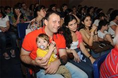 Foto de la galería: Los talentosos mini actores pusieron en escena La Cenicienta en el Vicente Cidade