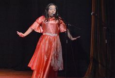 Foto de la galería: Los talentosos mini actores pusieron en escena La Cenicienta en el Vicente Cidade