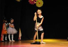 Foto de la galería: Los talentosos mini actores pusieron en escena La Cenicienta en el Vicente Cidade