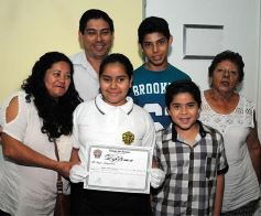 Foto de la galería: Cierre de año y colación de los chicos del Colegio del Carmen en el Centro de Convenciones