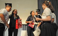 Foto de la galería: Cierre de año y colación de los chicos del Colegio del Carmen en el Centro de Convenciones