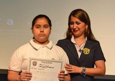 Foto de la galería: Cierre de año y colación de los chicos del Colegio del Carmen en el Centro de Convenciones