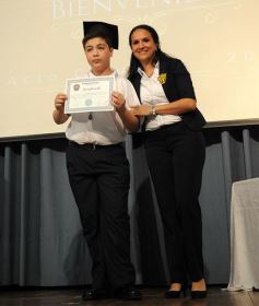Foto de la galería: Cierre de año y colación de los chicos del Colegio del Carmen en el Centro de Convenciones