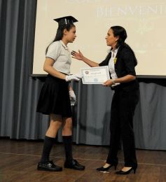 Foto de la galería: Cierre de año y colación de los chicos del Colegio del Carmen en el Centro de Convenciones